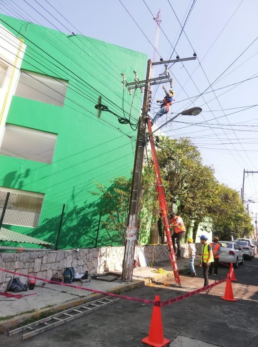 Trabajo en poste