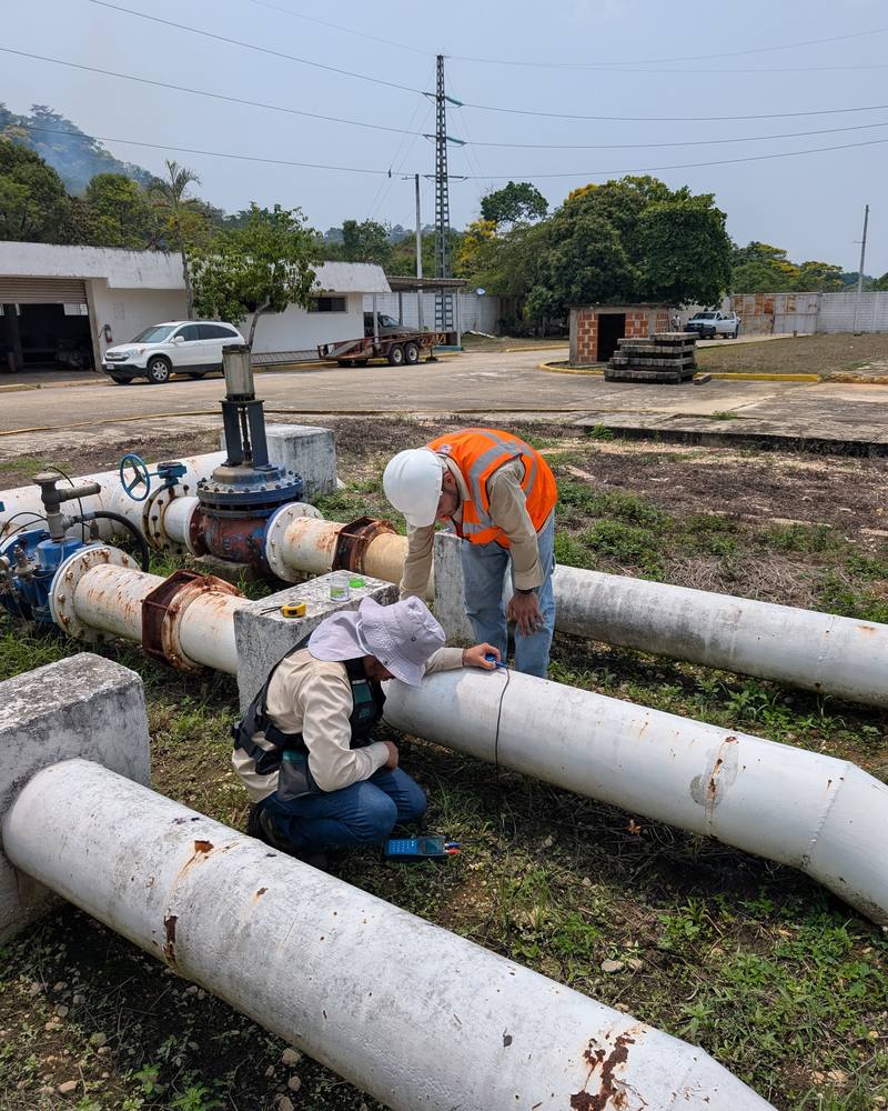 Diagnóstico eléctrico en estación de bombeo industrial